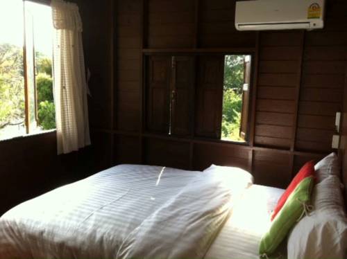 Phra Nakhon Si Ayutthaya Thailand Hotel