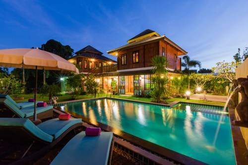 Nai Harn Beach Thailand Aktionscode Booking.com